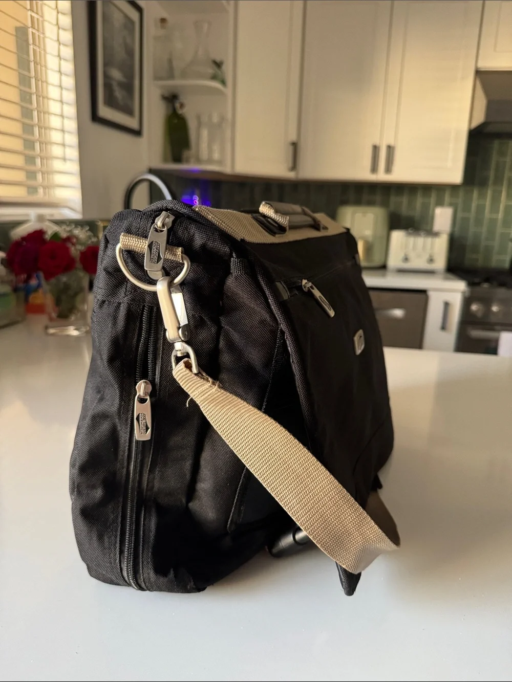 American Tourister Black and Tan Messenger Bag